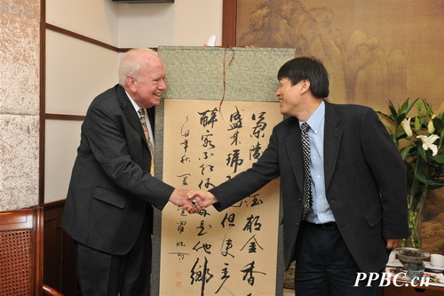 Dr. Peter Raven Wins 2010 Friendship Award