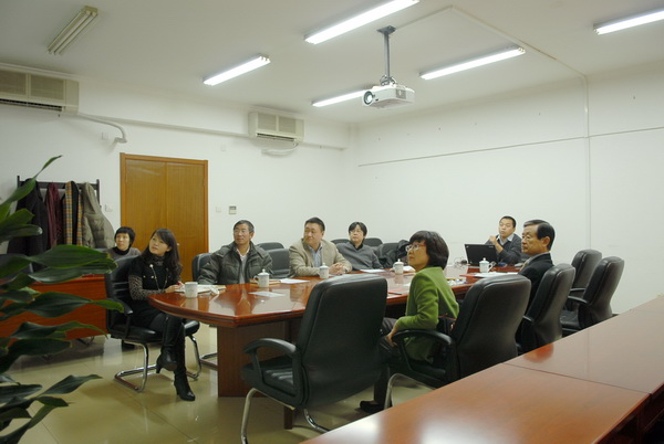 Academicians from Korean National Academy of Sciences Visited the Institute of Botany