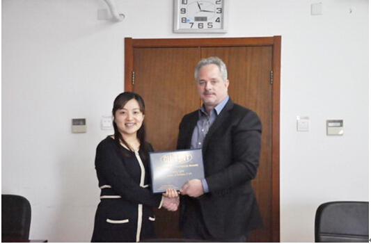 Prof. Feng Qin was Awarded by DuPont Young Professor Grant